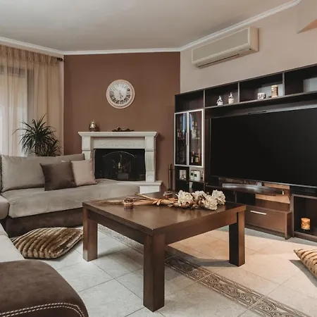 Vezal Villa *